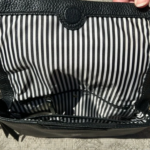 ✨ Kate Spade Cobble Hill Taryn Black Purse - Picture 5 of 7